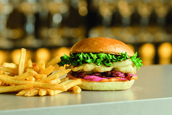 caterbee/cf/philsburger/dishes/medium/Halloumi%20pommes.jpg