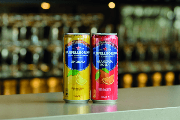 caterbee/cf/philsburger/dishes/medium/San%20pellegrino.jpg
