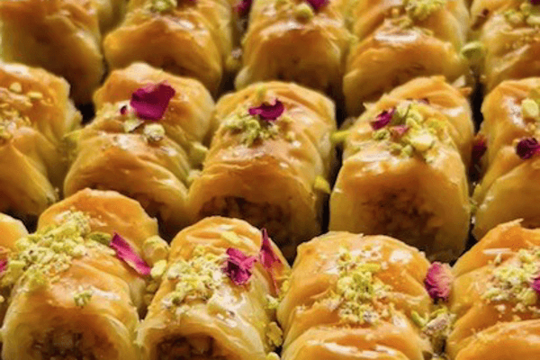 caterbee/cf/traditionellelibanesiskcatering/dishes/medium/baklawa.jpg